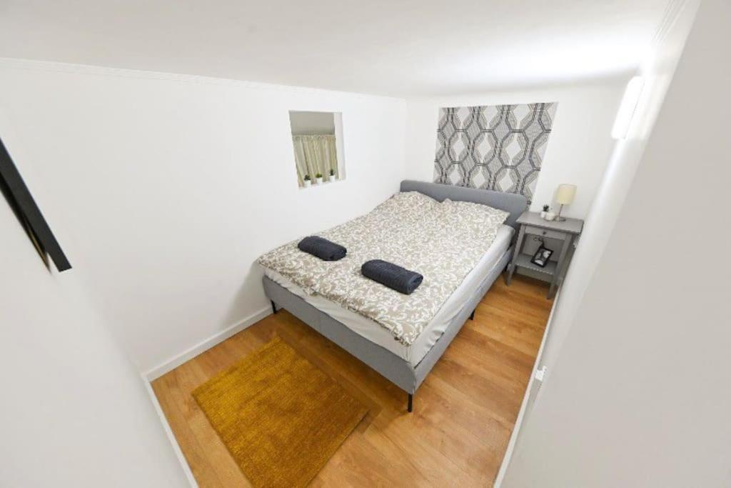 2 Bedroom Flat In Damjanich Str., Hirsch Budapeste Exterior foto